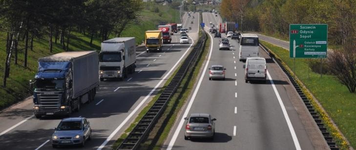 Uwaga kierowcy! Są tymczasowe odstępstwa w zakresie czasu waszej pracy!